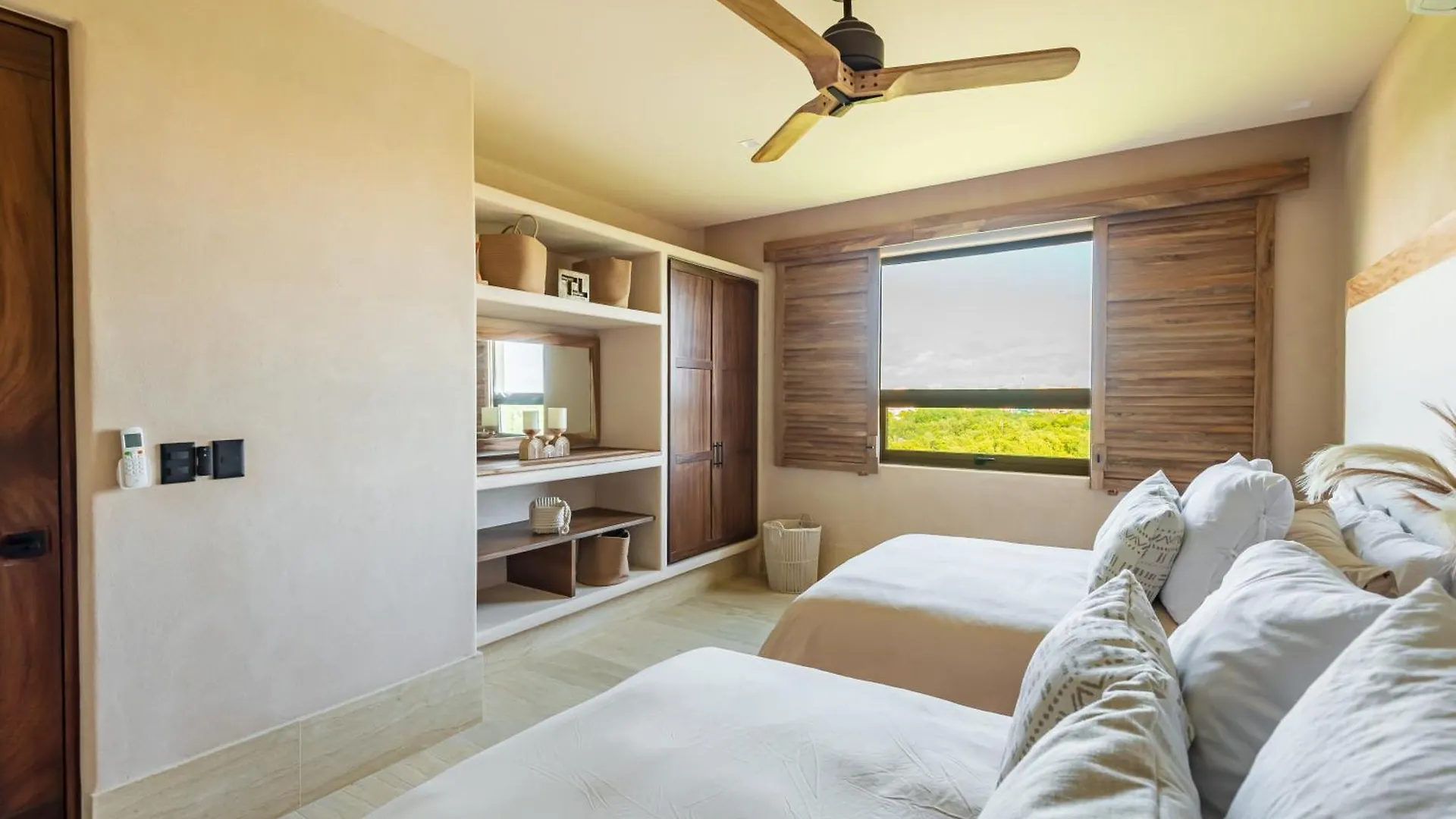 Artila Beach Condos, Isla Mujeres 0*,